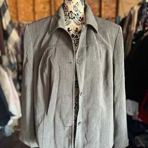 Elegant Women's Gray Blazer
